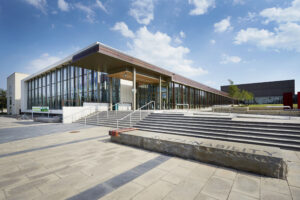 An image of the Mohawk College Fennel Campus library exterior.